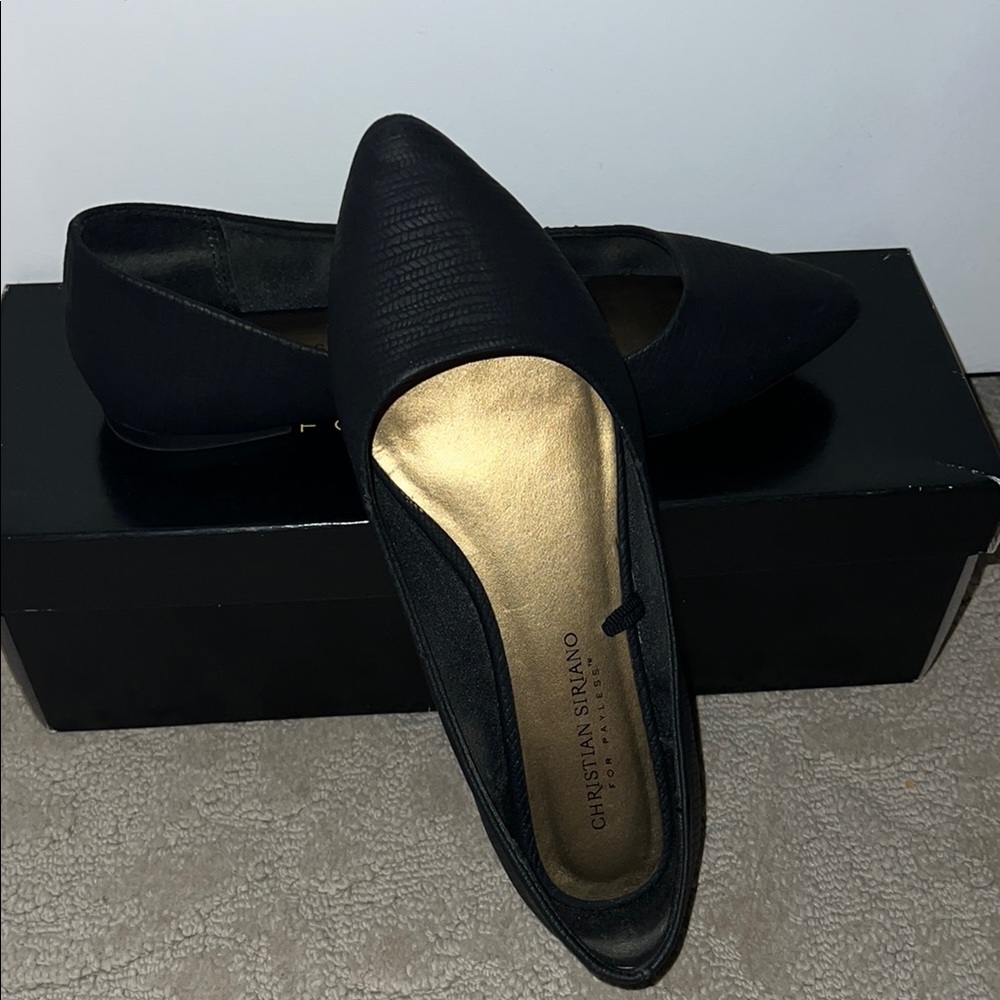 Christian Siriano Women's Black Flats